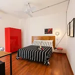 Travel Bed & Breakfast Bari