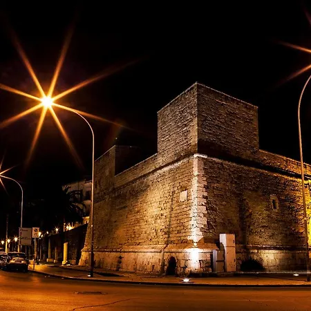 Travel فندق مبيت وإفطار 4*