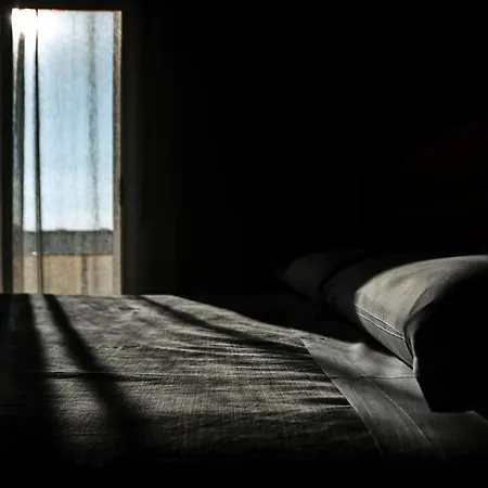 Alojamento de Acomodação e Pequeno-almoço Travel 4*