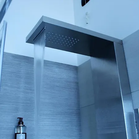 Travel Alojamento de Acomodação e Pequeno-almoço 4*